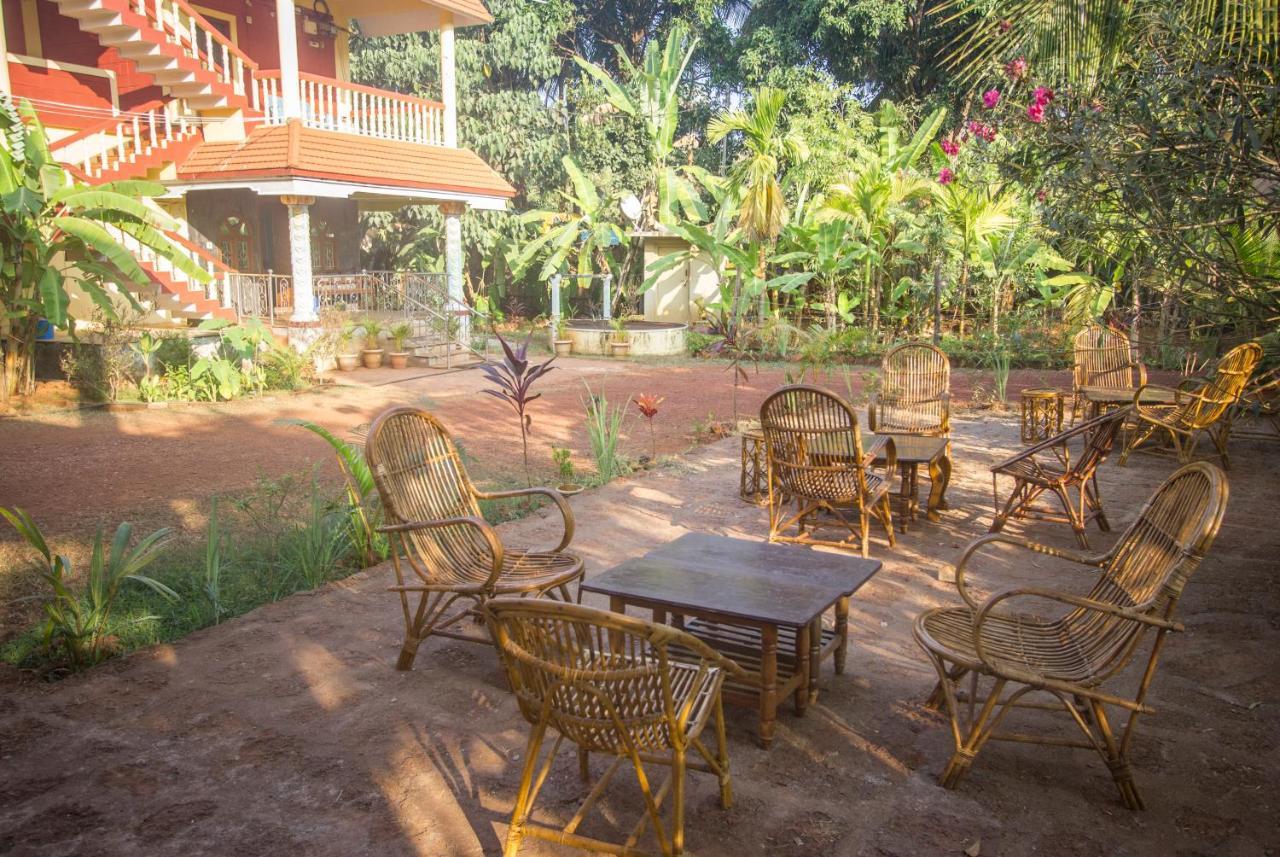 Hari Om Hotel Gokarna  Buitenkant foto